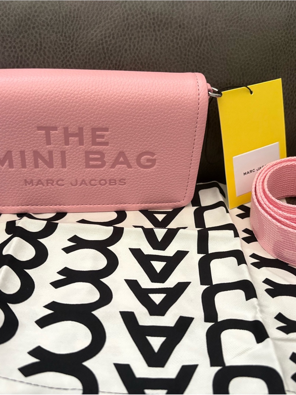 MARC JACOBS - Women The Leather Mini Bag SUPER CUTE!